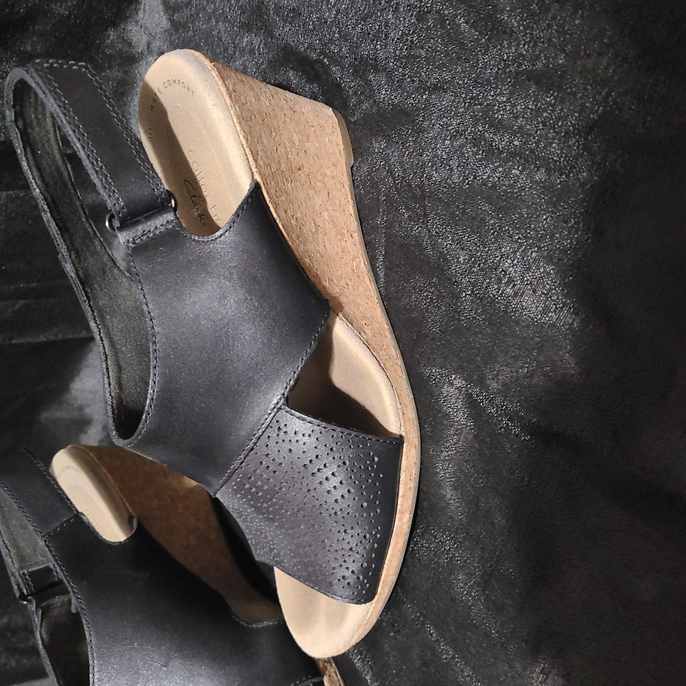 Clark Elegant Black Wedge Sandals